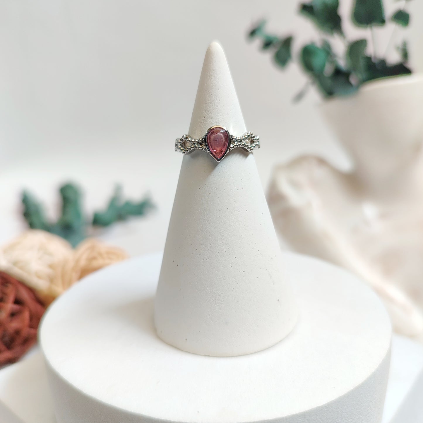 ANILLO DE ESPINELA ROSA