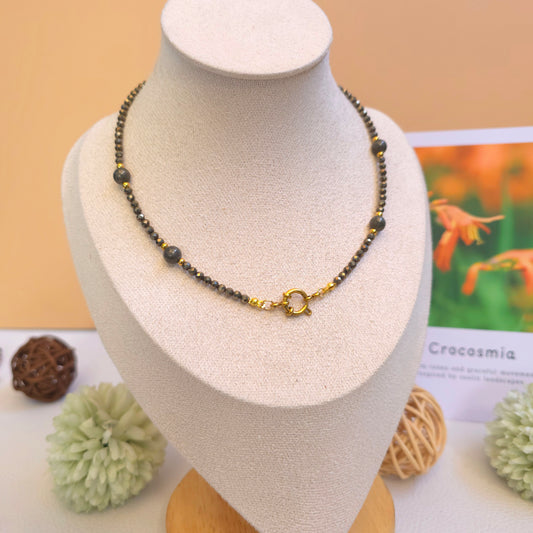 CHOKER DE PIRITA