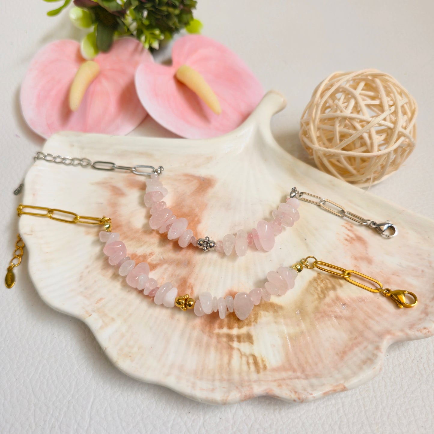 BRAZALETE DE CHIPS DE CUARZO ROSA